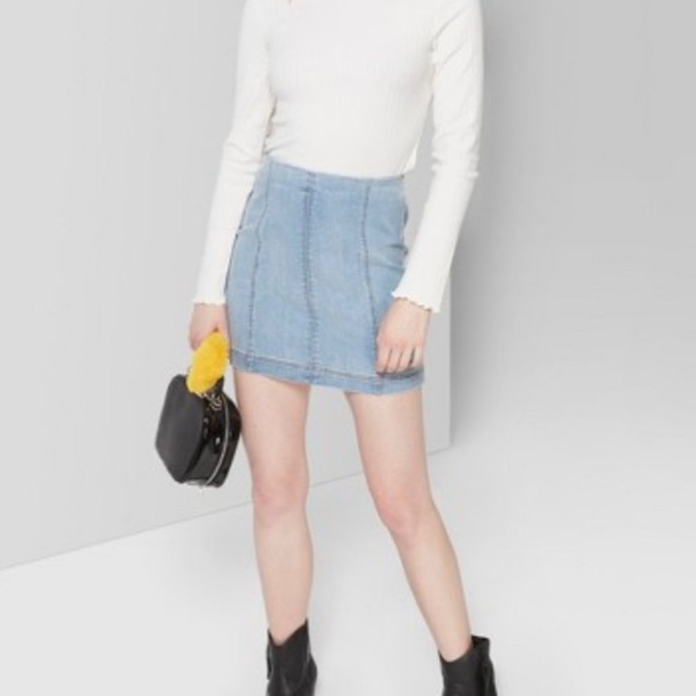 Target Wild Fable Seam Paneled Light Wash Denim Mini Skirt Size 6
